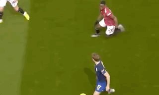 乐鱼官方网站-9比0是不是过火了？名宿：曼联太残忍了，但很职业